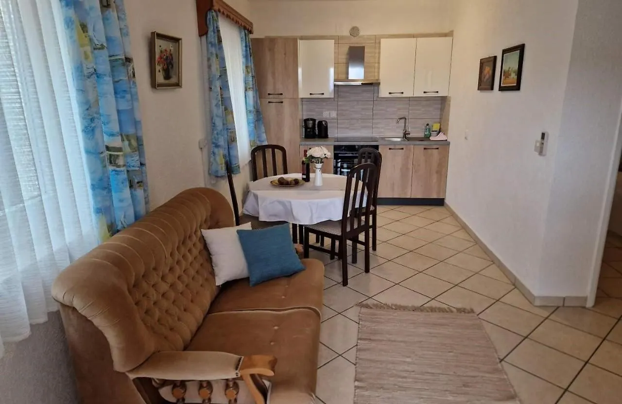 Keti 1 Nv - Apartment For 3 Persons Novi Vinodolski
